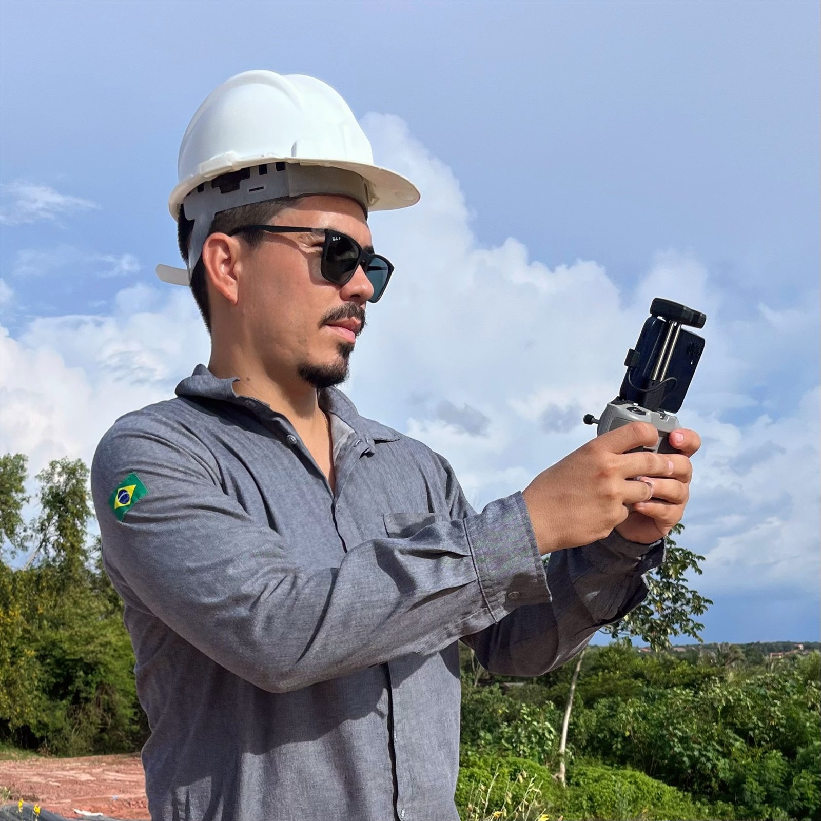 Operação com drone pela equipe ECOMA